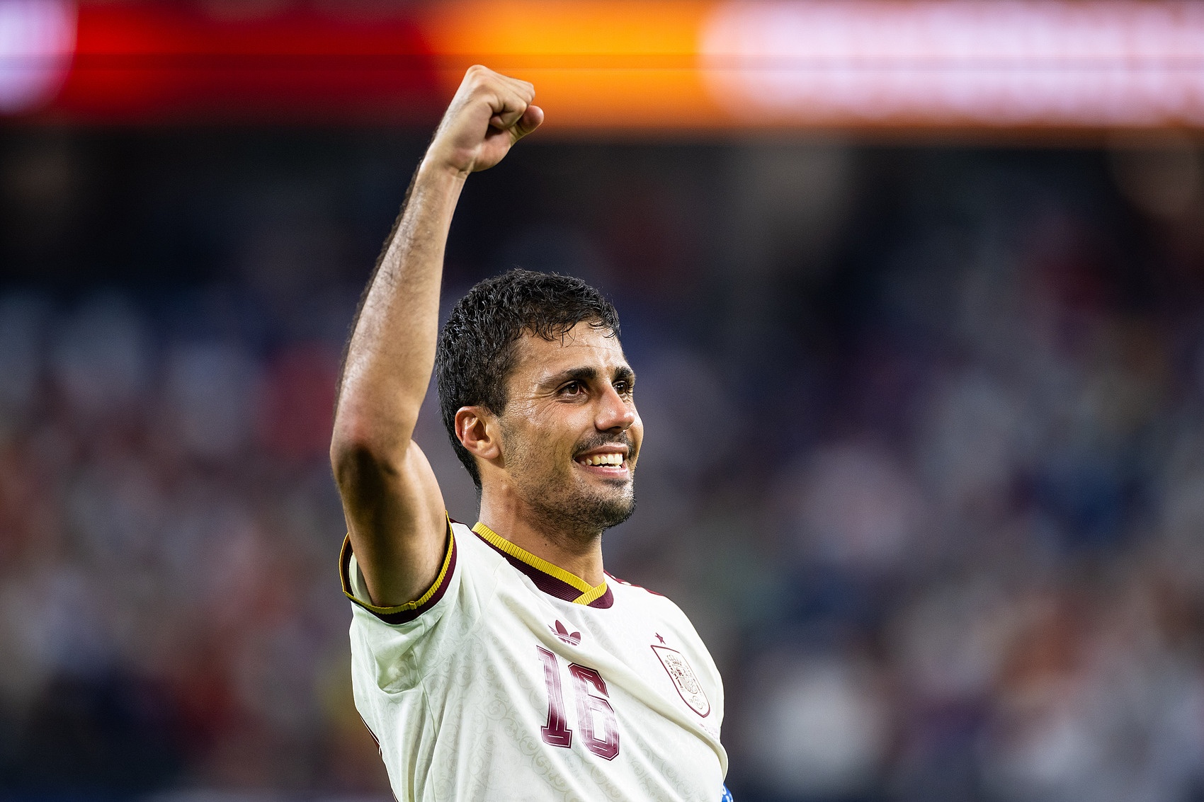伊布:罗德里重伤后找回巅峰,他是被低估的金球奖得主