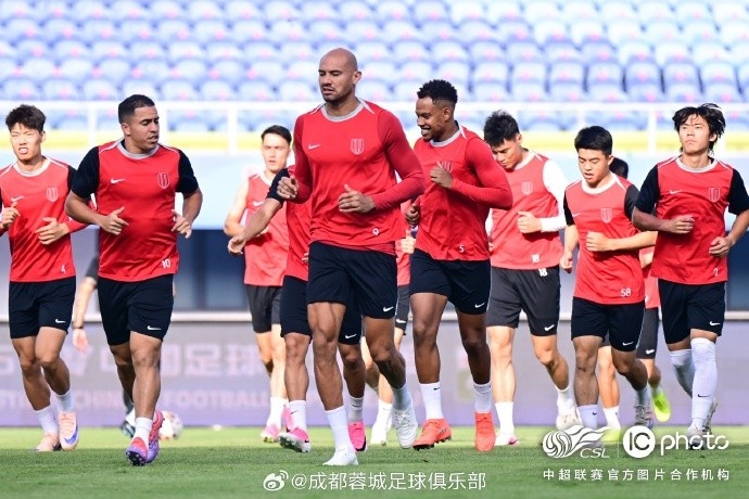 蓉城赛前发布会:阿洛伊西点出两连平病因,韦世豪直言心态受影响 蓉城赛前发布会:阿洛伊西点出两连平病因,韦世豪直言心态受影响