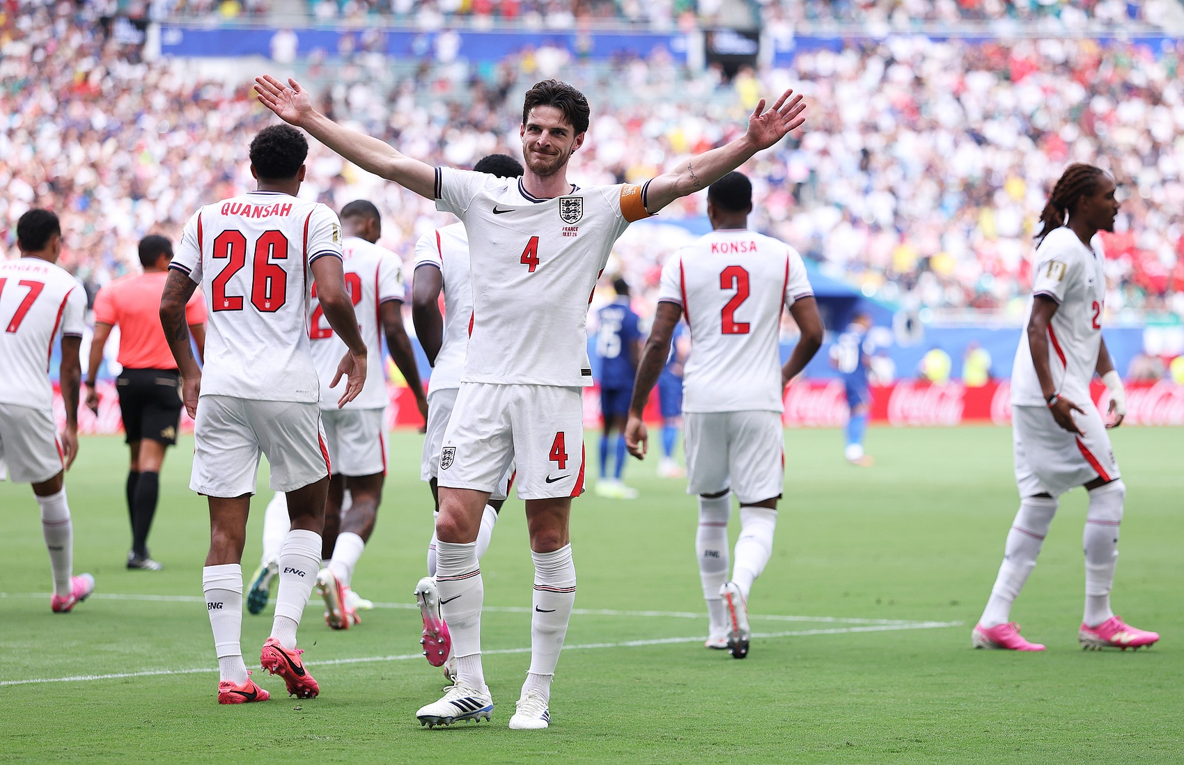 英格兰6-4法国夺世界杯季军 创近60年最佳战绩