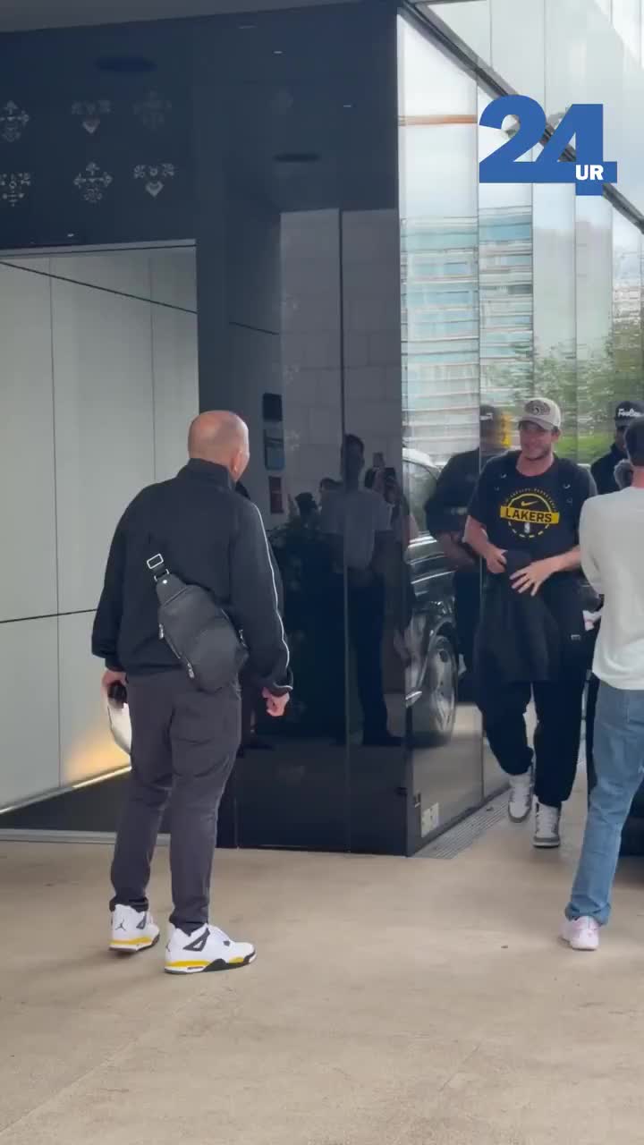 湖人球员抵达卢布尔雅那 东契奇迷你训练营开营