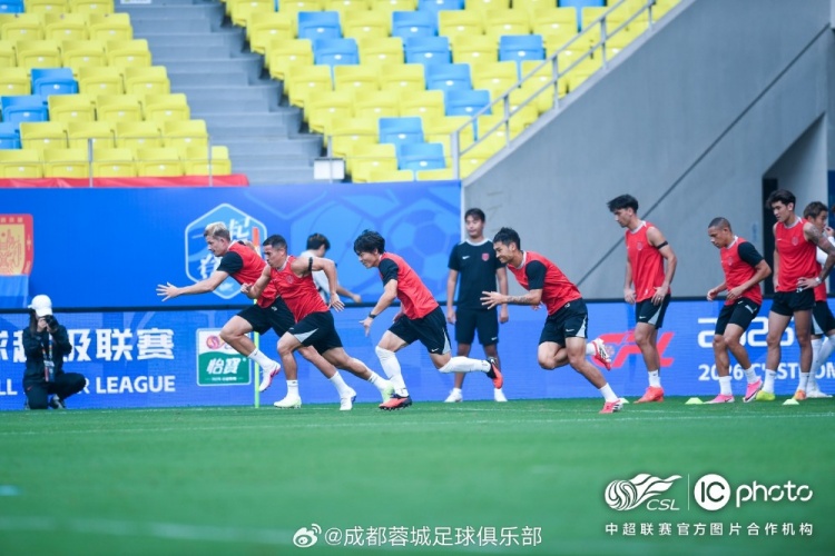阿洛伊西：进攻端数据不错，定位球攻防是重点打磨环节